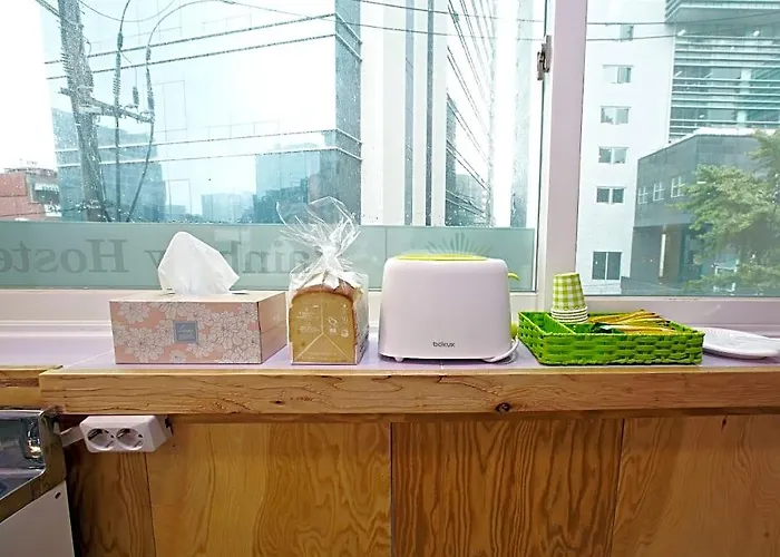 Hotel Rainbow Myeongdong 2*