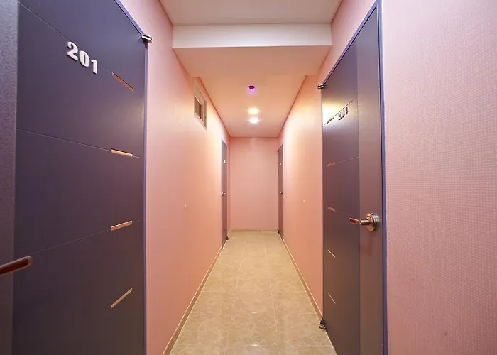 Hotel Rainbow Myeongdong